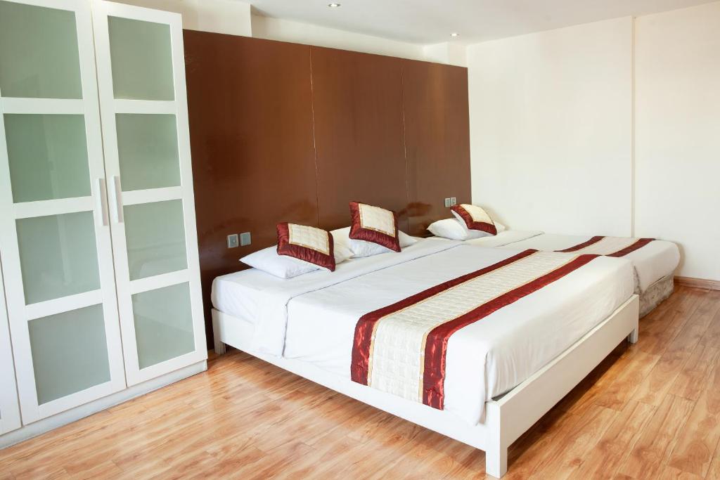 Khách sạn Thủ Đô
