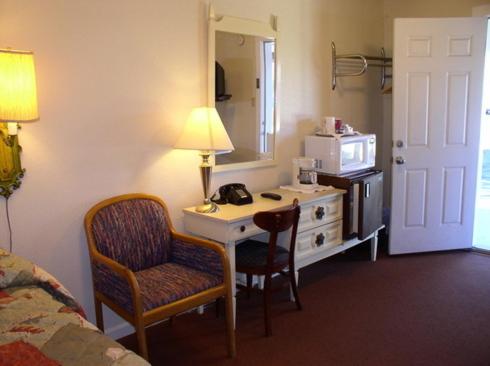 Hacienda Motel photo 2