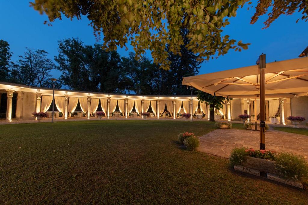 Palace Grand Hotel Varese photo 3