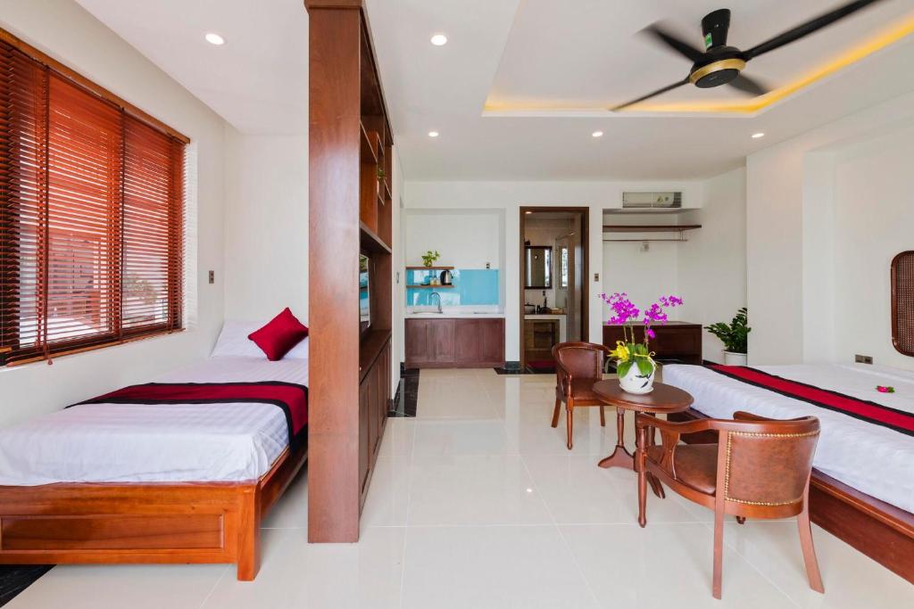 Phuc Hung Riverside Villa