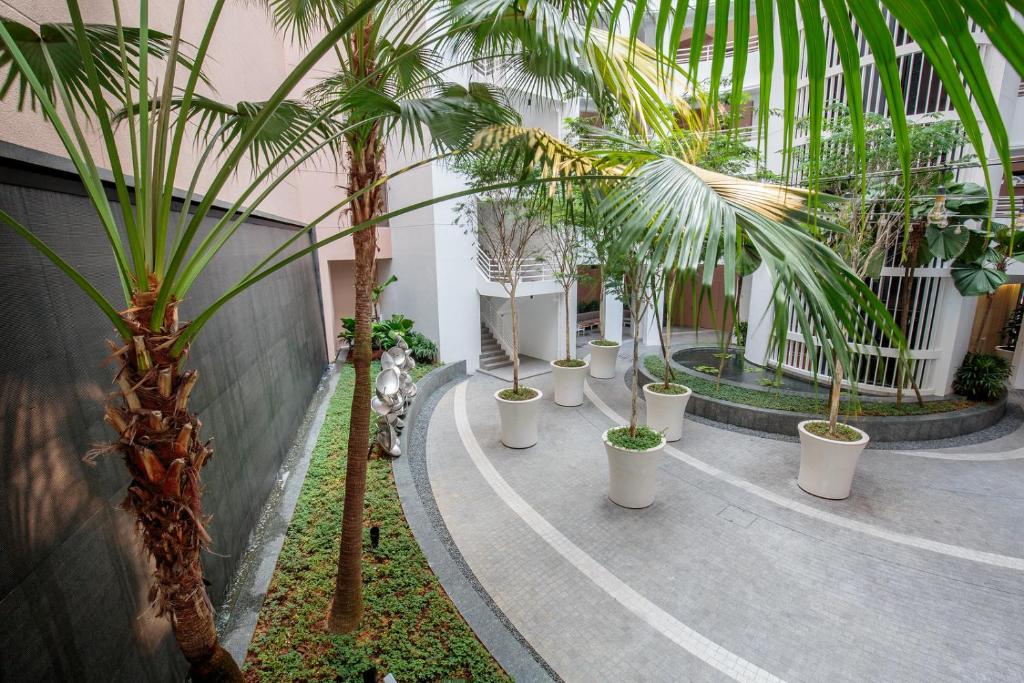Lanson Place Winsland, Singapore photo 3