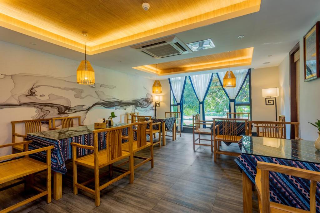 Riverside Inn Guilin Central photo 3