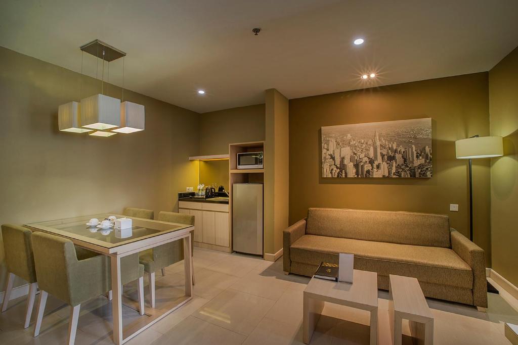 Сьюит (Two-Bed Room Junior Suite), éL Hotel Royale Jakarta