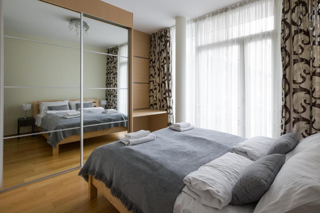 Апартаменты (One-Bedroom Apartment (4 Adults) - Biskupia/Lobzowska Street), Yourplace Central Apartments