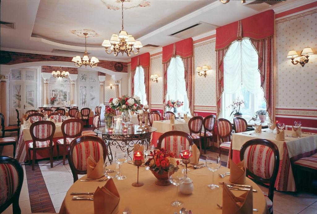 Hotel Aleksander photo 2