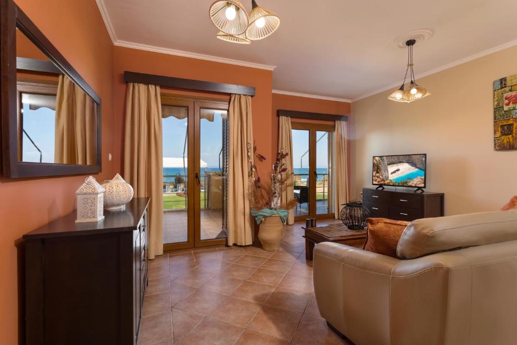 Venetico Beachfront Apartments & Suites - 2 Bedroom Apartment photo 1