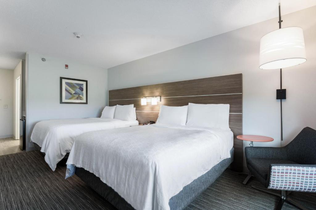 Holiday Inn Express Hotel & Suites Jasper, an IHG Hotel photo 1