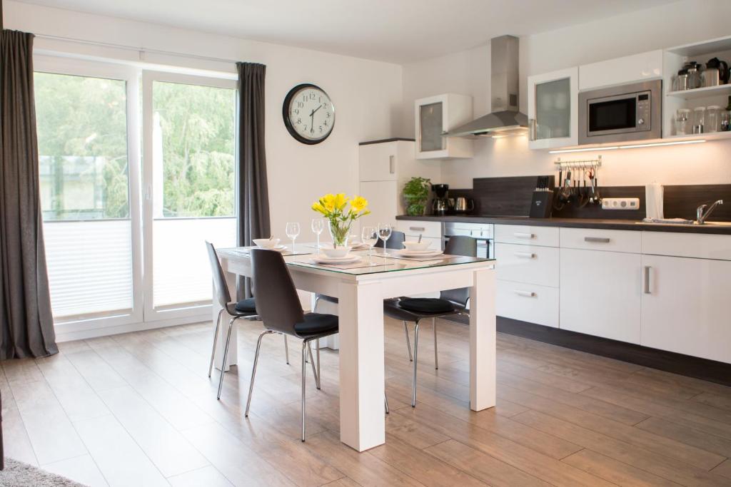 Ferienwohnung Küstenwaldblick mit privat Sauna, 87qm & 2 Schlafzimmern photo 4