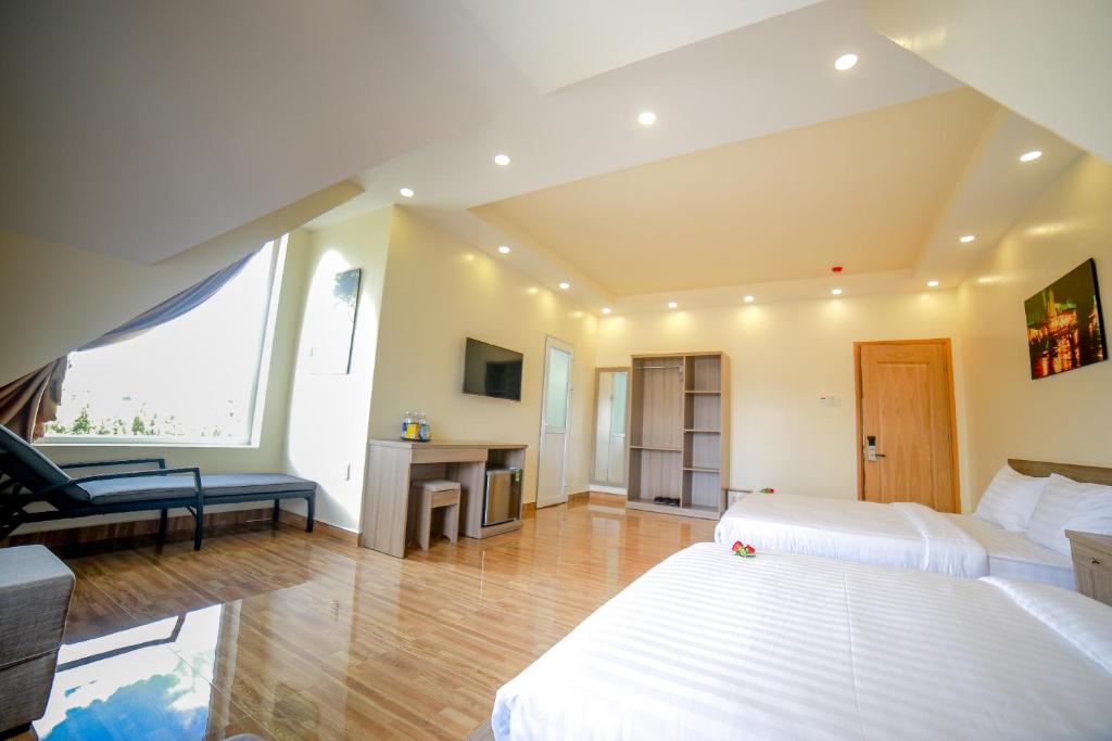 Nhật Nguyên Hotel