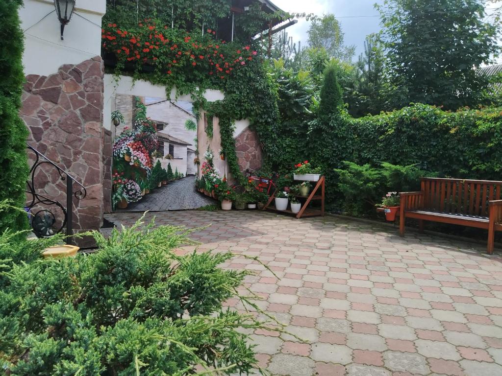 Kvitkovyi Rai photo 3