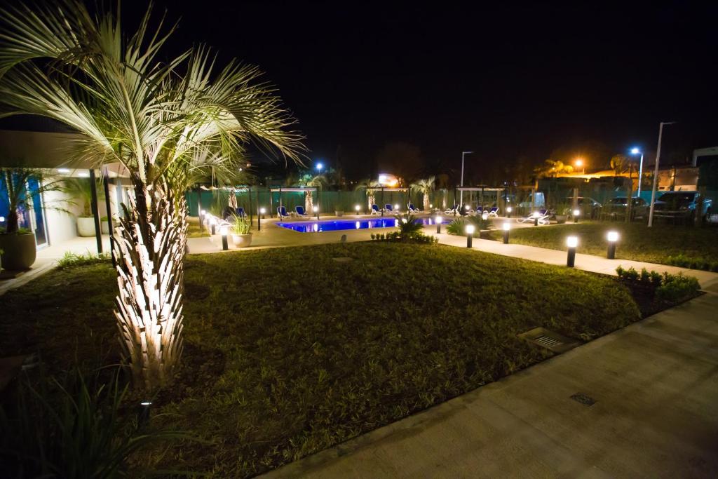 PLATINUM HOTEL CASINO photo 2