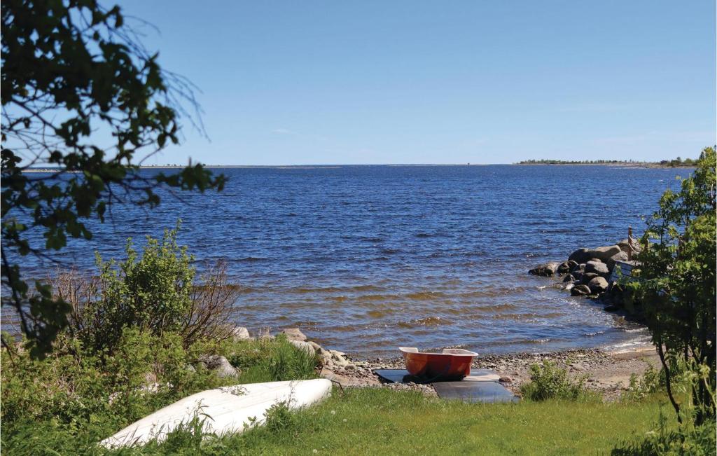Beautiful Apartment In Holmsund With 2 Bedrooms, Sauna And Wifi photo 2