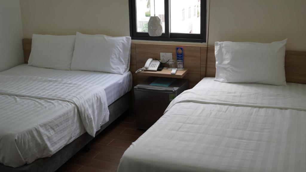 Трехместный (Трехместный номер с окном), Nguyên Anh Hotel