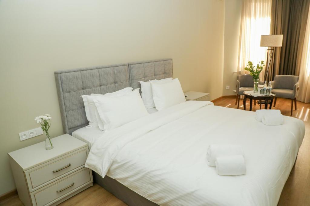Teryan Pushkin Apart Hotel - Tap to explore photos