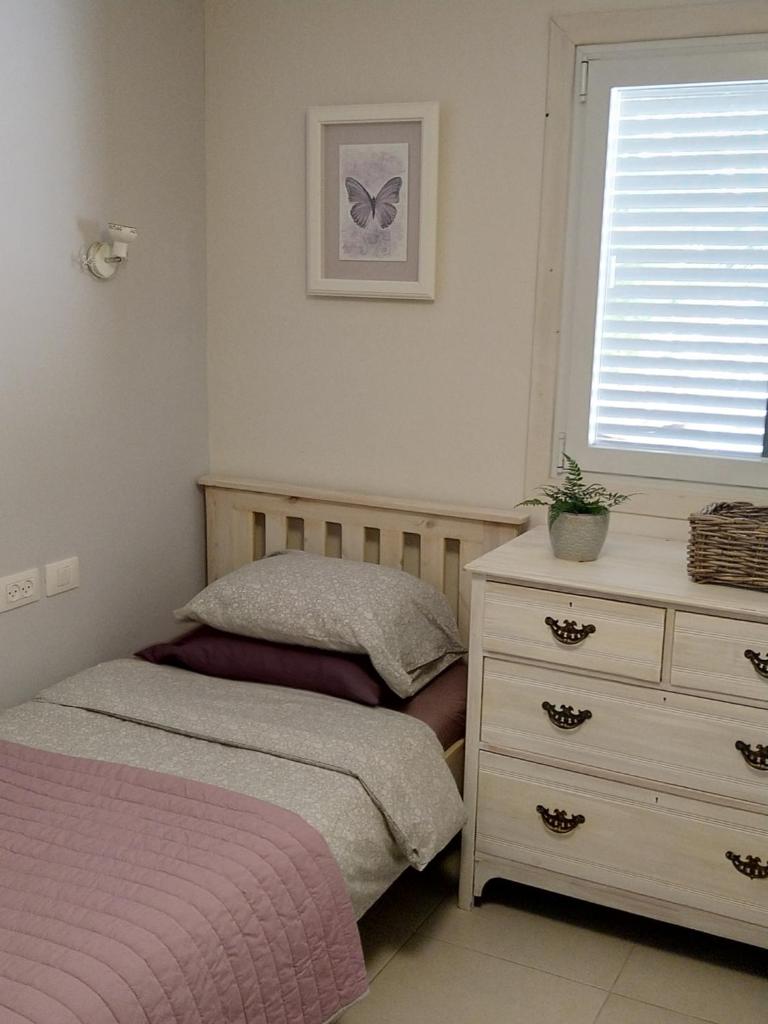 Desert Rose photo 4
