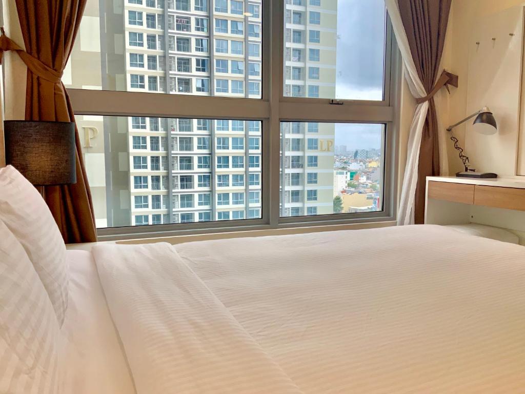 LuxHomes Saigon - Vinhomes Central Park