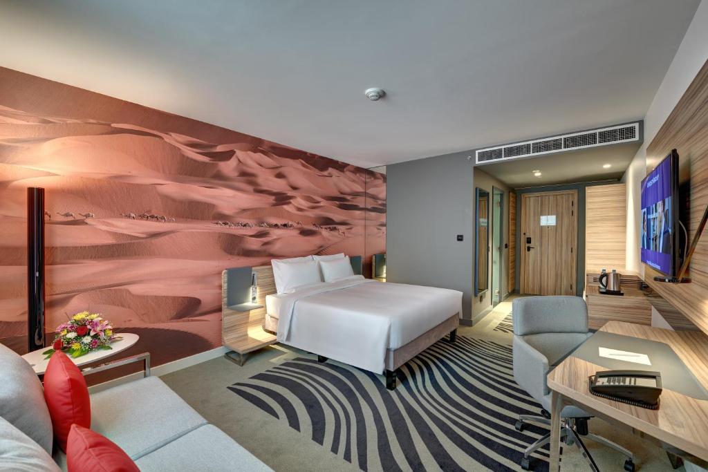 Двухместный (Стандартный номер с видом на город), Отель Novotel Sharjah Expo Centre