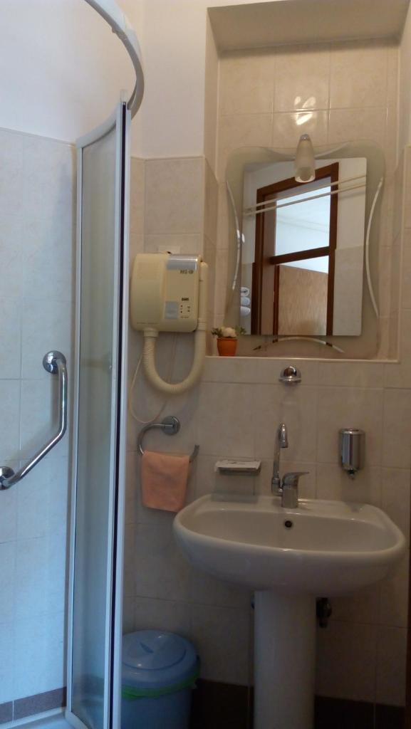 Accomodation Pertout photo 3