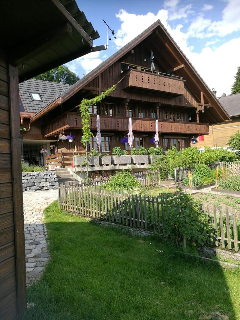 Ackaert Ferienwohnung Top of Thun photo 2