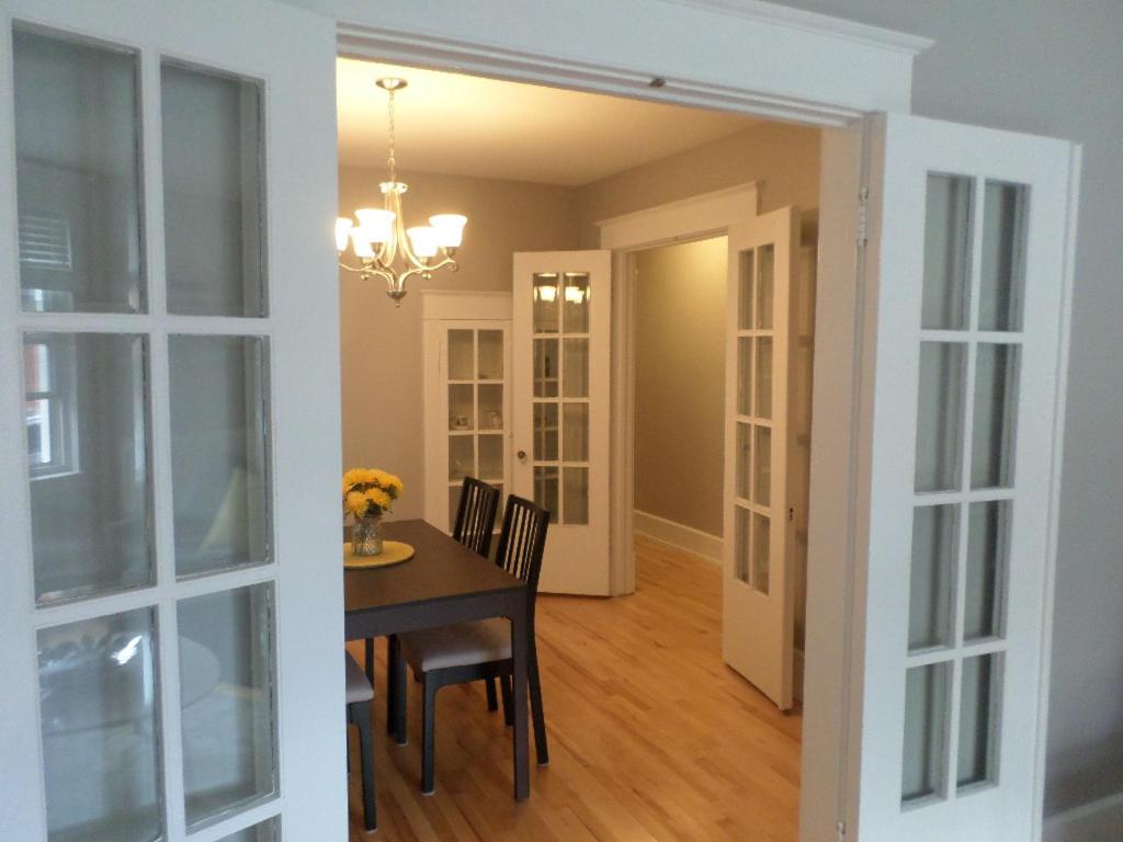 Beautiful, Clean, Quiet 2 BR-In Downtown Ottawa. Parking, WIFI and Netflix Included photo 4