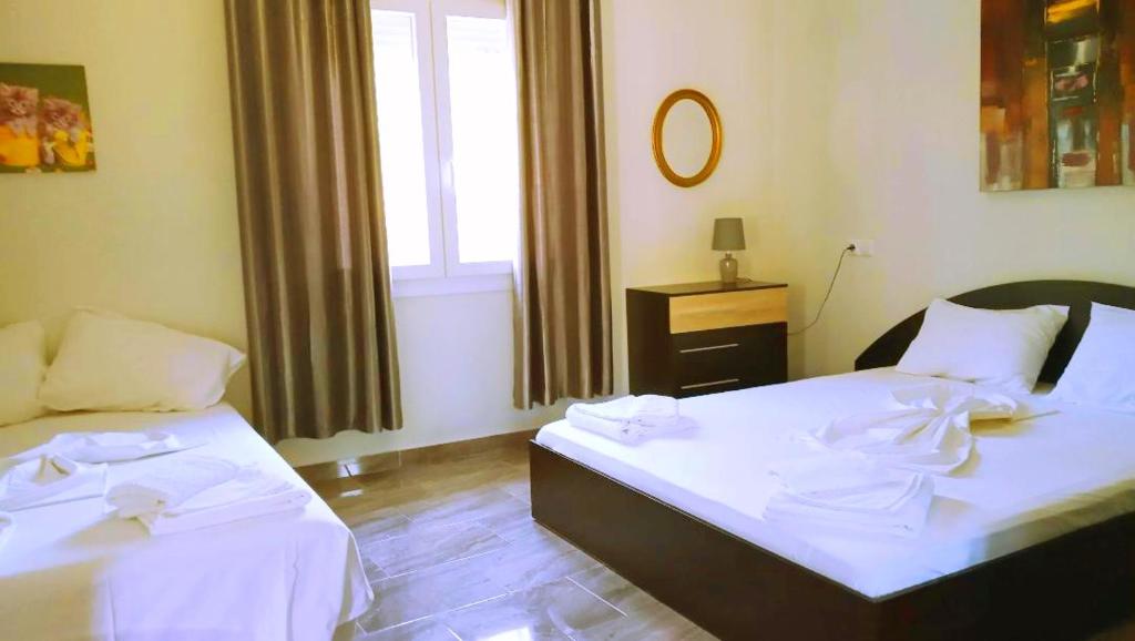 Cristi Apartments photo 4