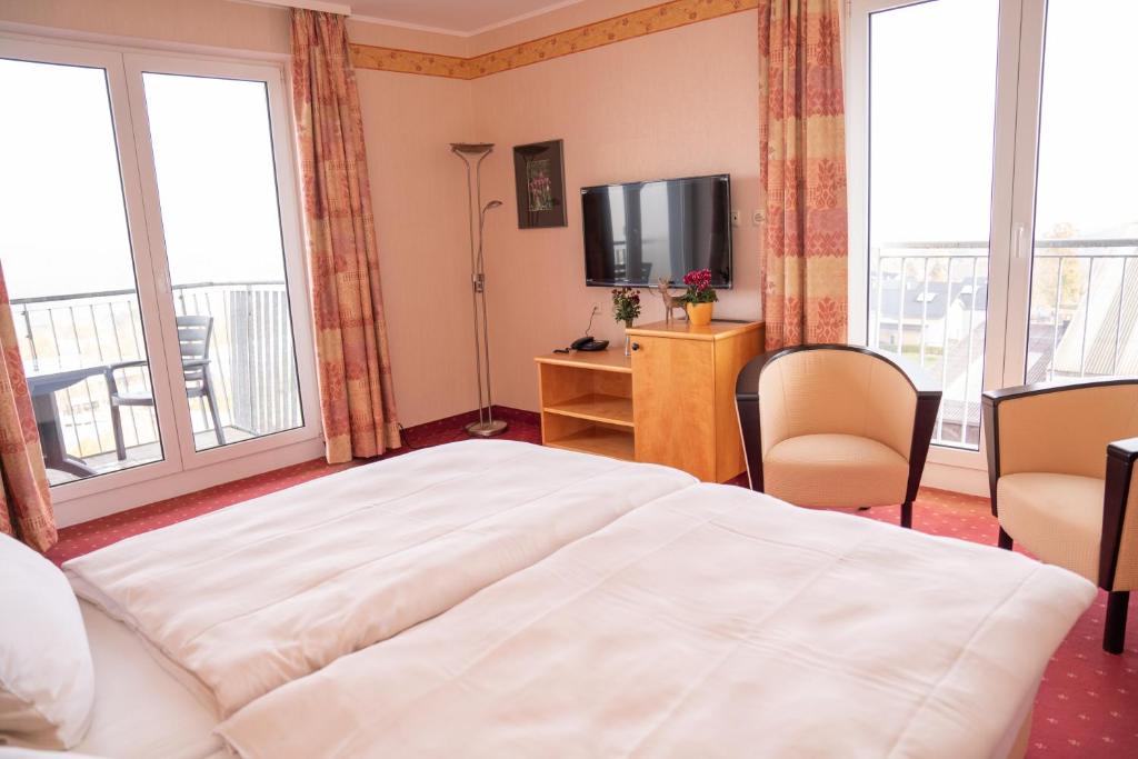 Двухместный (Двухместный номер Делюкс с 1 кроватью и балконом), Hotel Löwenstein