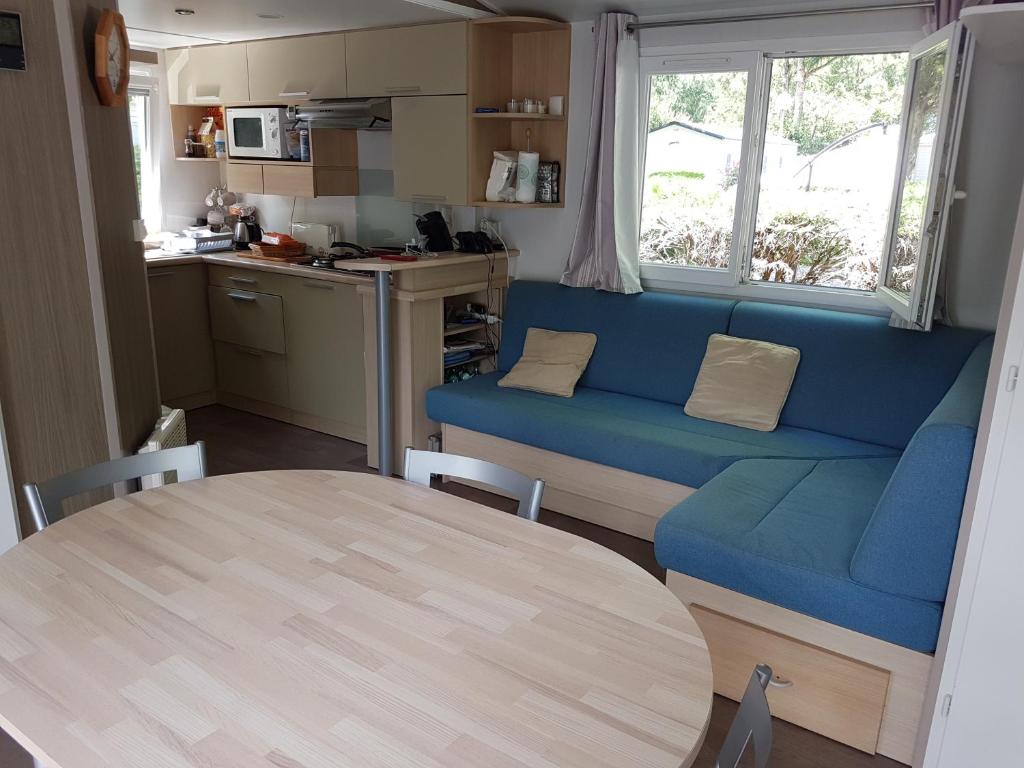 Mobil-home 75 au Camping Le Rioumajou photo 3
