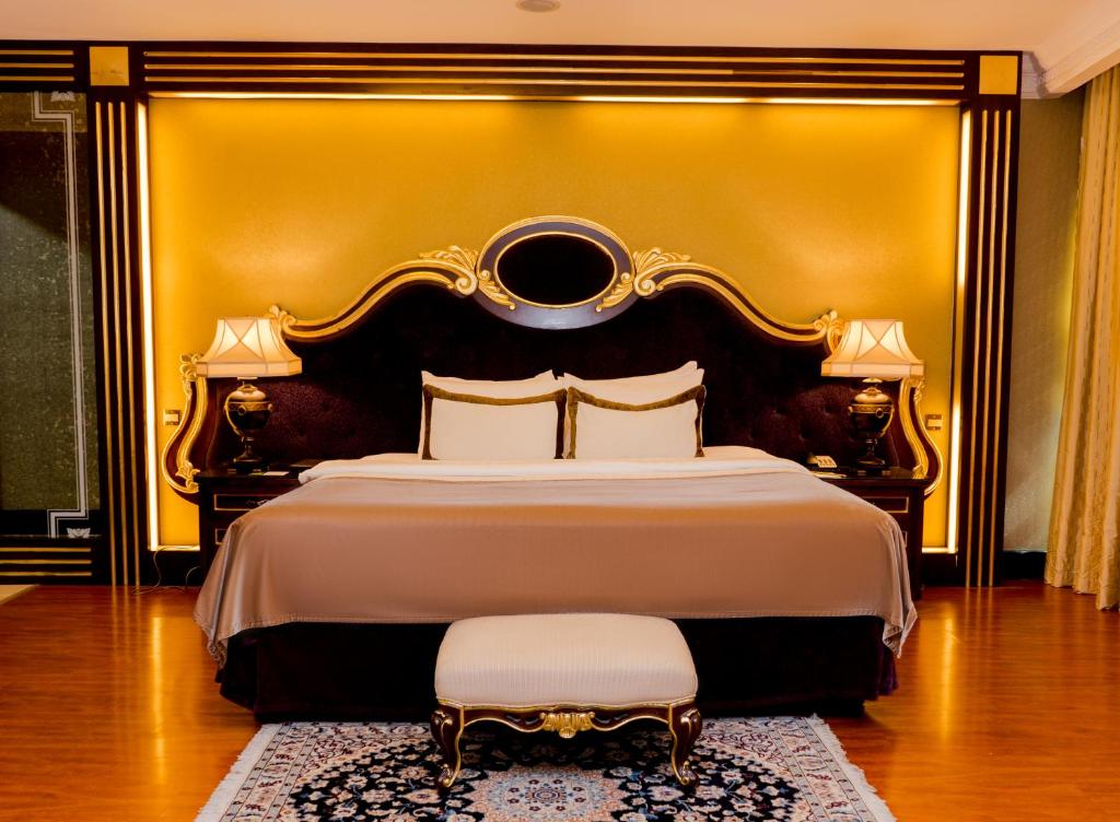 Двухместный (Люкс«Амбассадор» с 1 спальней), Отель Grand Excelsior Hotel Al Barsha