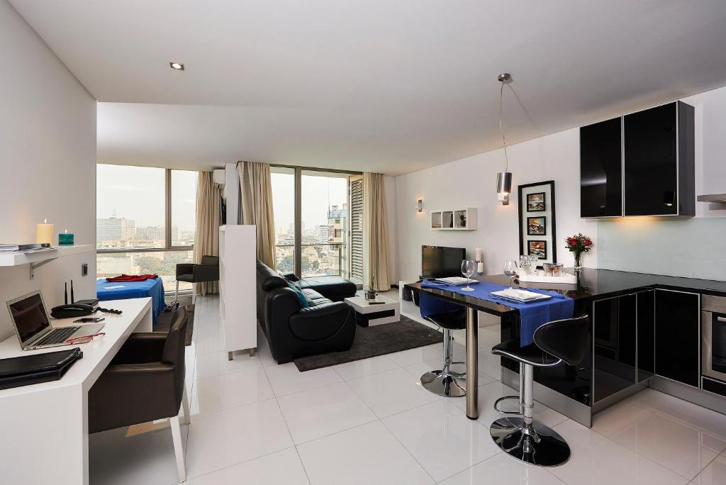 RK Suite Hotel photo 4