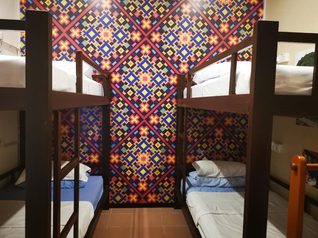 Четырехместный (Четырехместный номер с общей ванной комнатой), Masada Bed & Breakfast