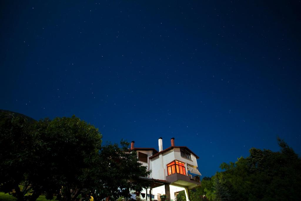 Militsa Guesthouse photo 2