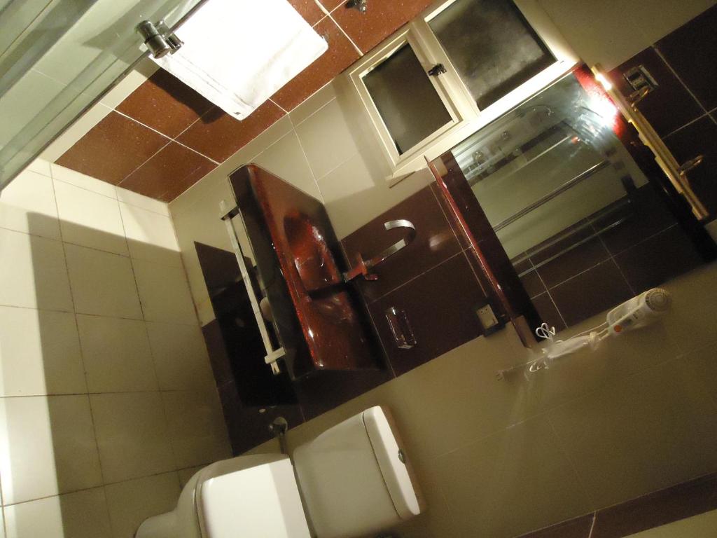 Одноместный (Стандартный одноместный номер с общей ванной комнатой), Freedom Hostel