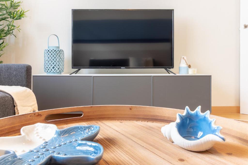 Flatguest Agaete Blue photo 2