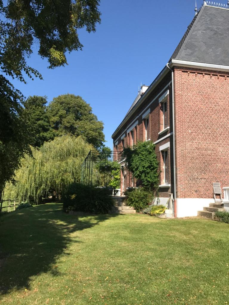 Bed & Breakfast au Château de Martinsart photo 3