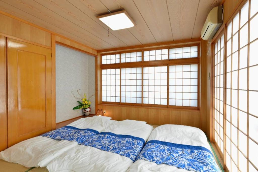 Wing Mihama B014 photo 4
