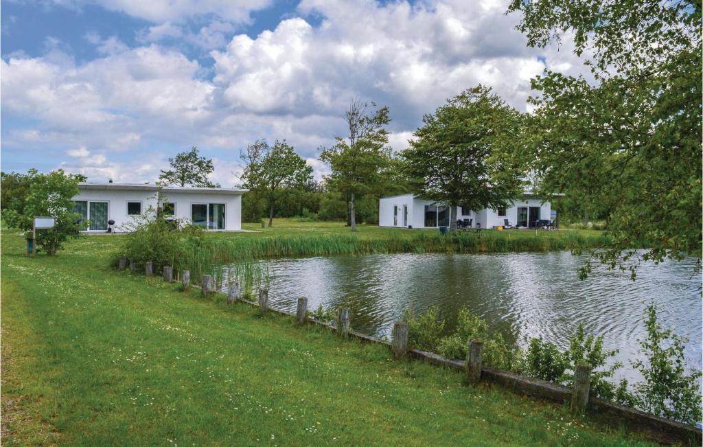 Nice Home In Ringkbing With 2 Bedrooms And Wifi photo 4