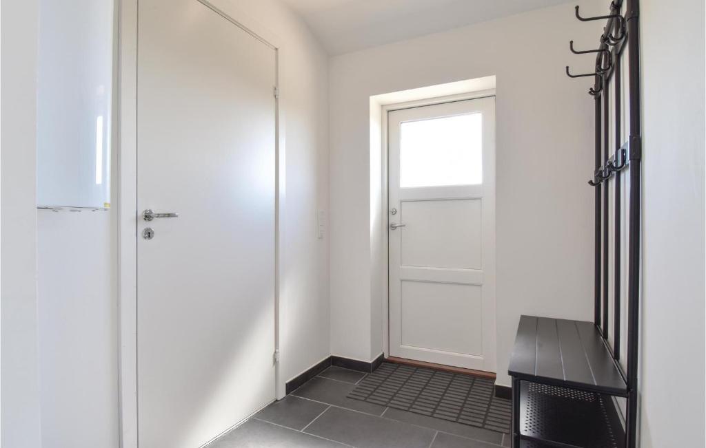Beautiful Home In Faaborg With 3 Bedrooms, Wifi And Jacuzzi photo 1