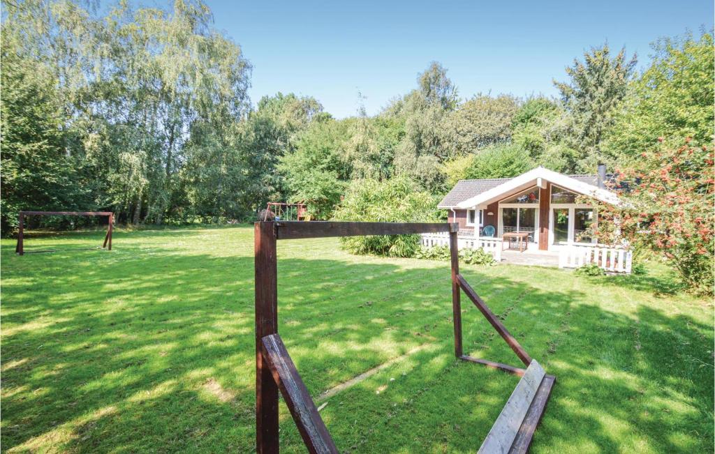 Amazing Home In Lundby With 3 Bedrooms, Sauna And Wifi photo 4