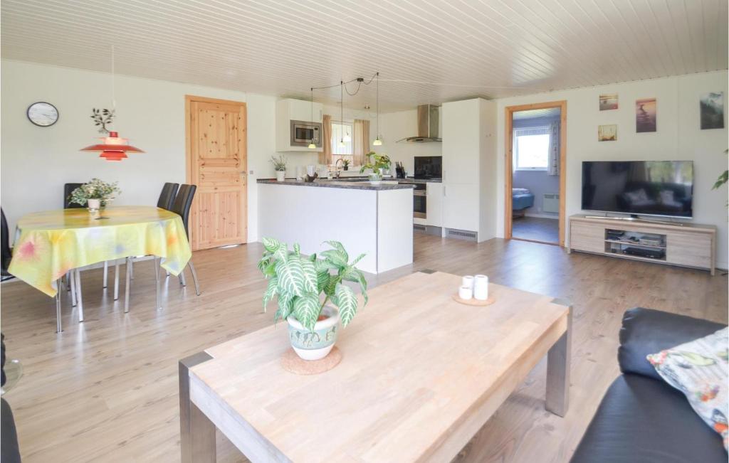 Stunning Home In Dannemare With 2 Bedrooms, Sauna And Wifi photo 3