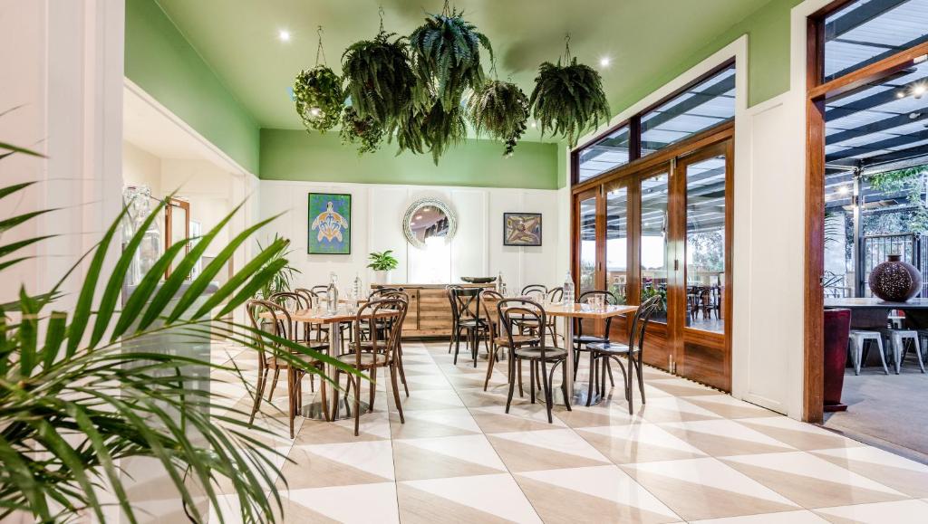 Huskisson Hotel photo 4