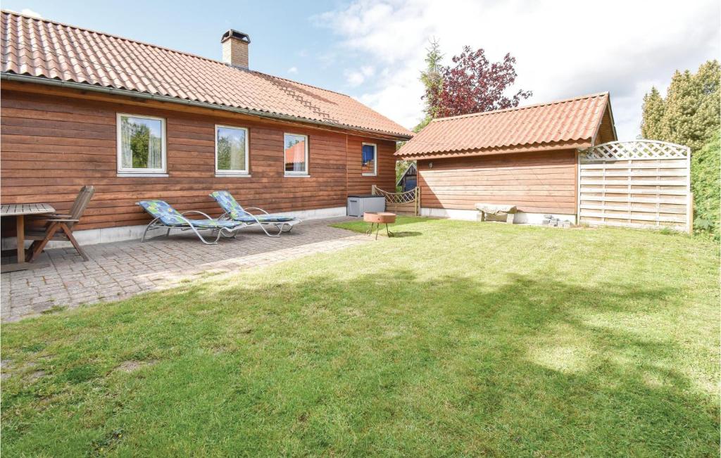Awesome Home In Middelfart With 3 Bedrooms And Wifi photo 2