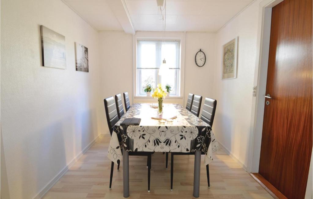 Beautiful Home In Nysted With 2 Bedrooms And Wifi photo 3