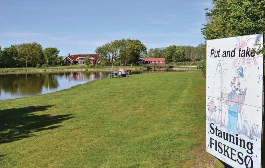 Awesome Home In Skjern With 4 Bedrooms, Sauna And Wifi photo 1