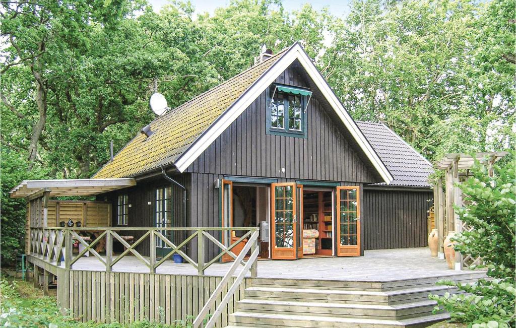 Stunning Home In Fjlkinge With 2 Bedrooms And Wifi