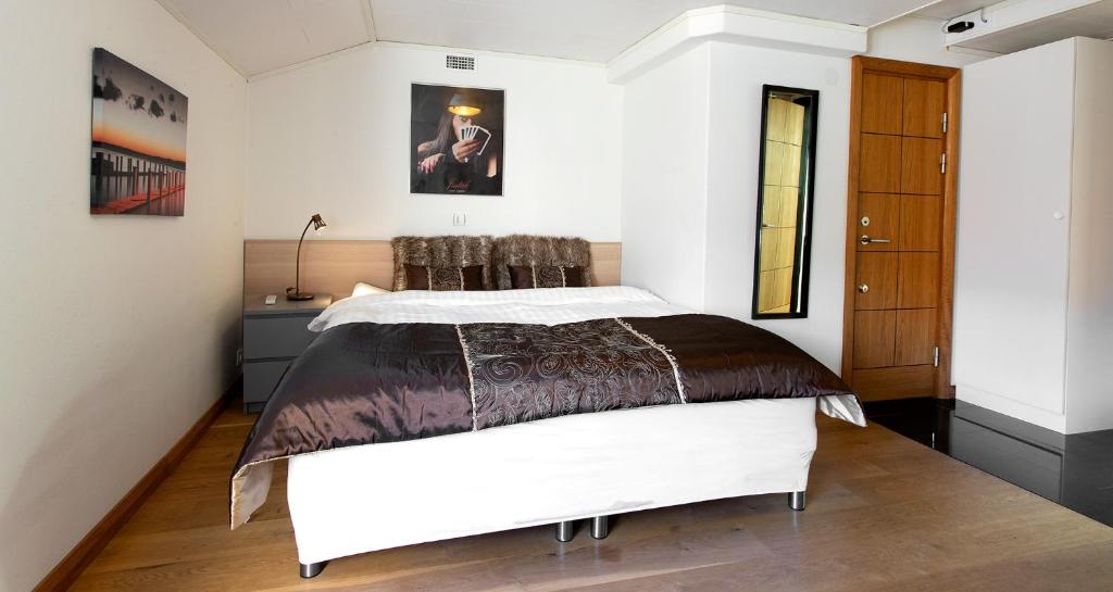 City HotelApartment photo 4