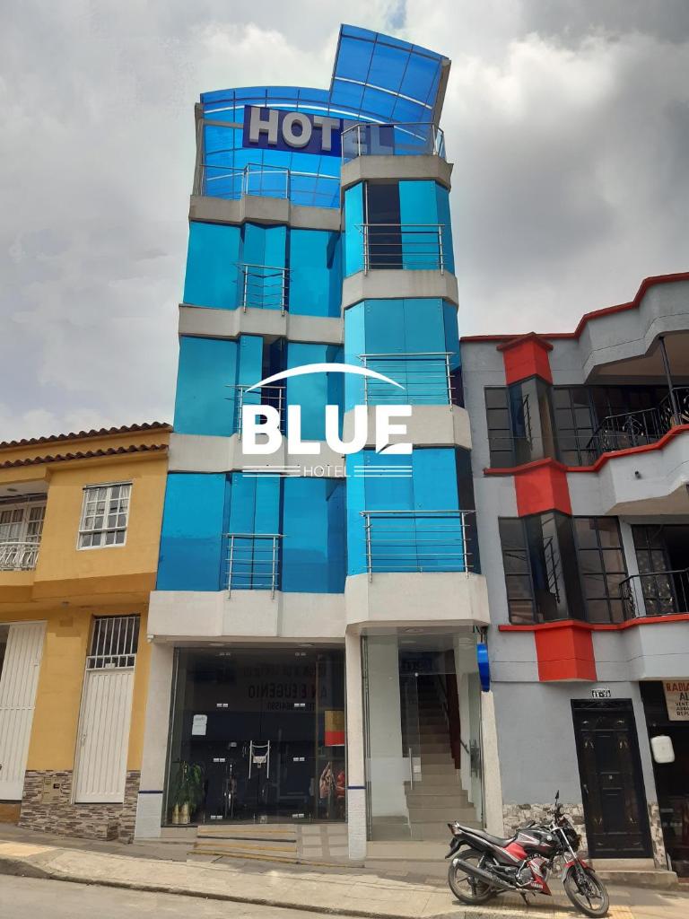 BLUE HOTEL photo 2