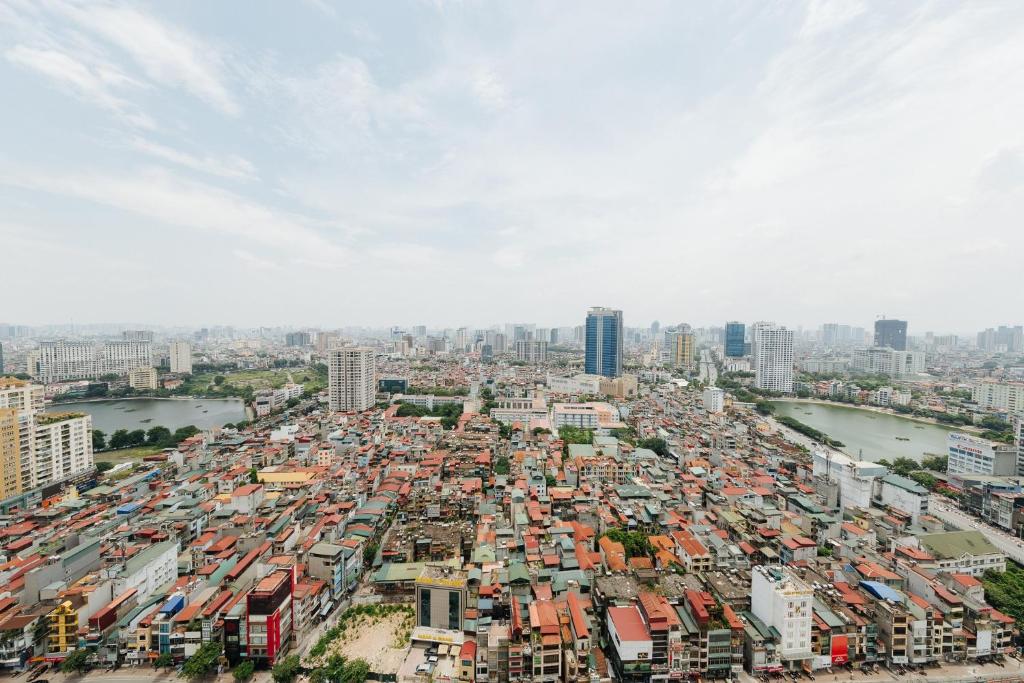 METROPOLIS*LakeView*/NearLotte/2BR/28thFl/Hanoi