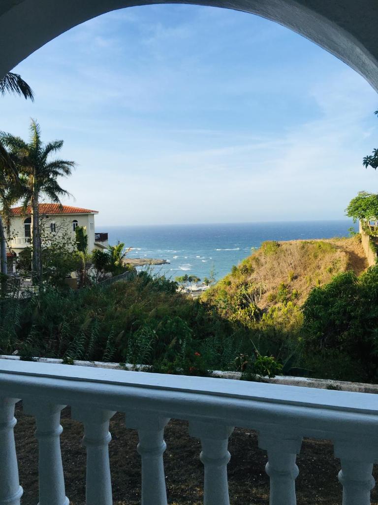 Peaceful Ocean View Studio photo 3