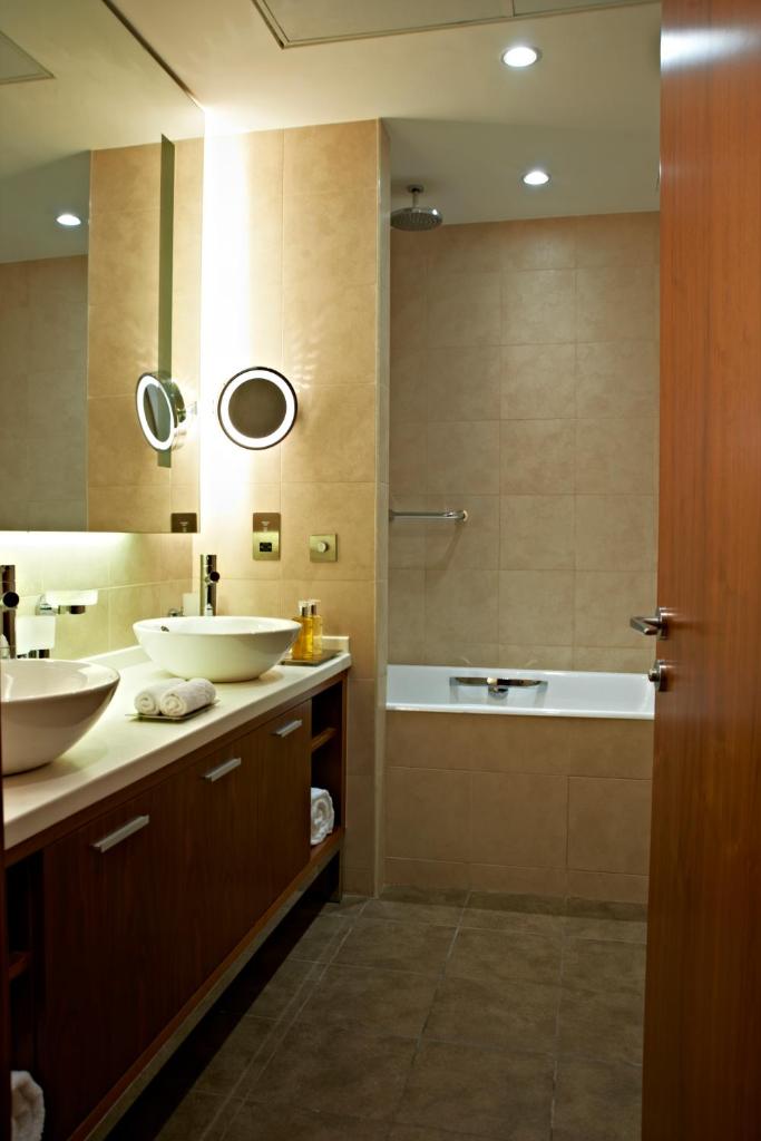 Сьюит (Люкс с 2 спальнями (для 2 взрослых)), Intercontinental Doha - The City