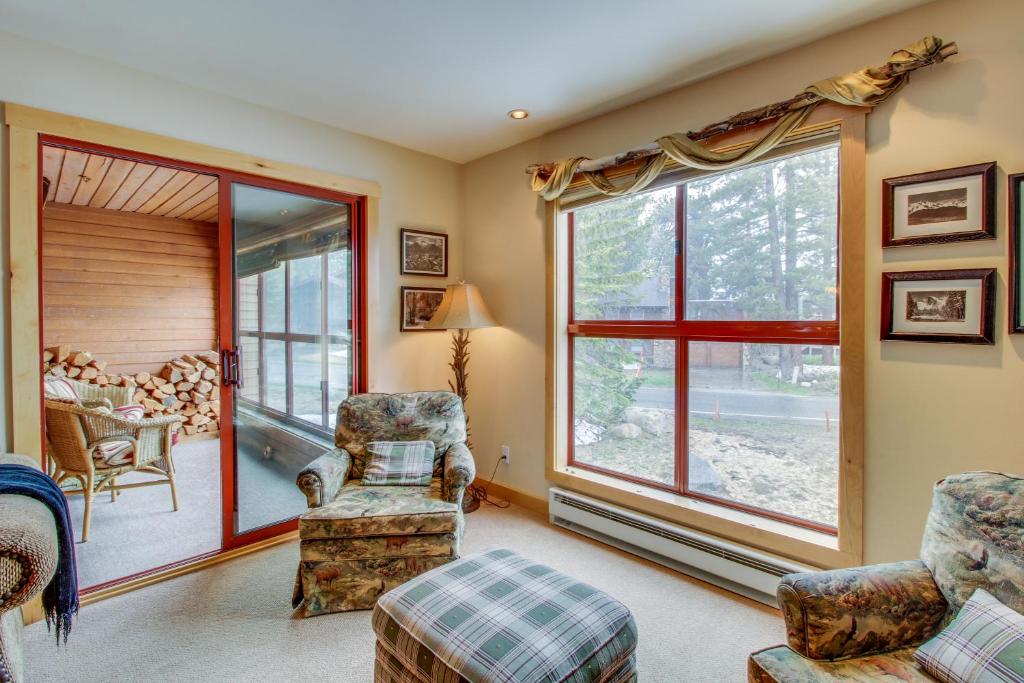 Aspen Creek 222 photo 3